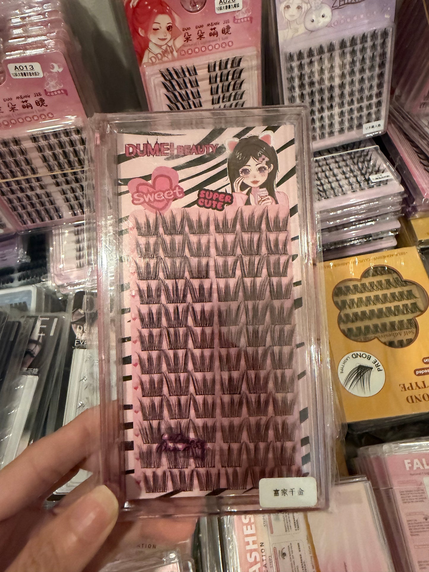Glue-needed eyelashes