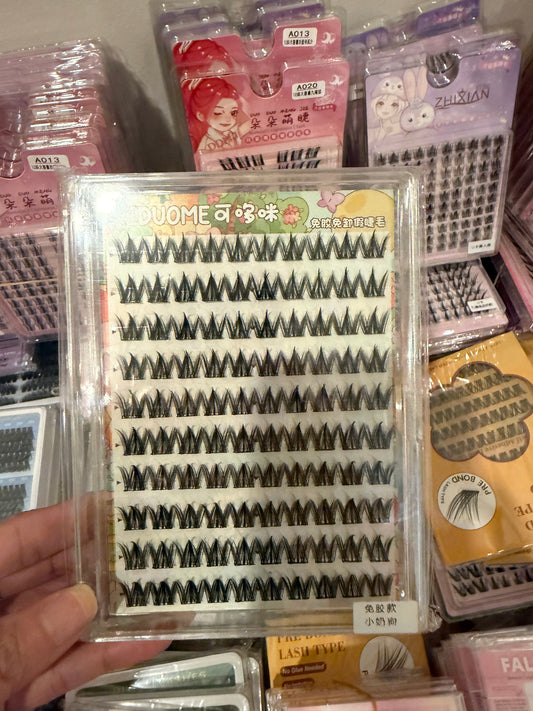Glue-free eyelashes